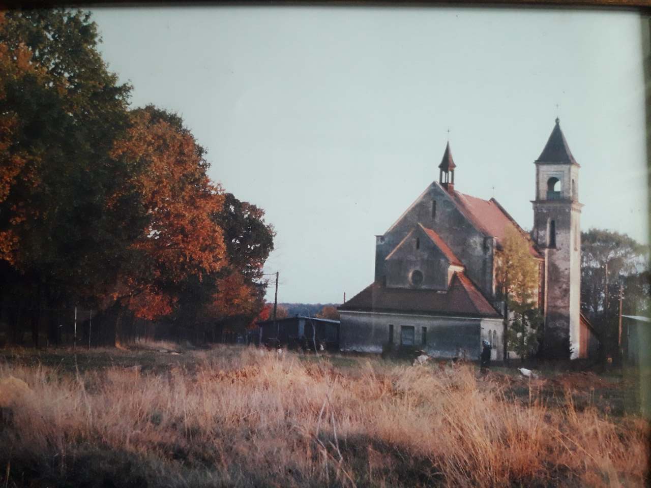 Світлина кінця 80-х років з https://www.facebook.com/churchMBNP