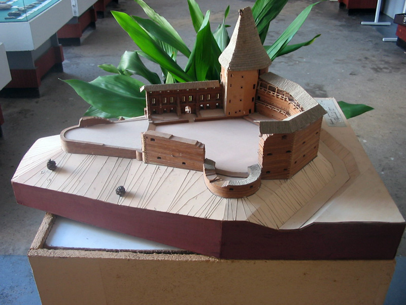 Макет Бучацького замку з краєзнавчого музею (фото з сайту https://portalhistoryua.com)