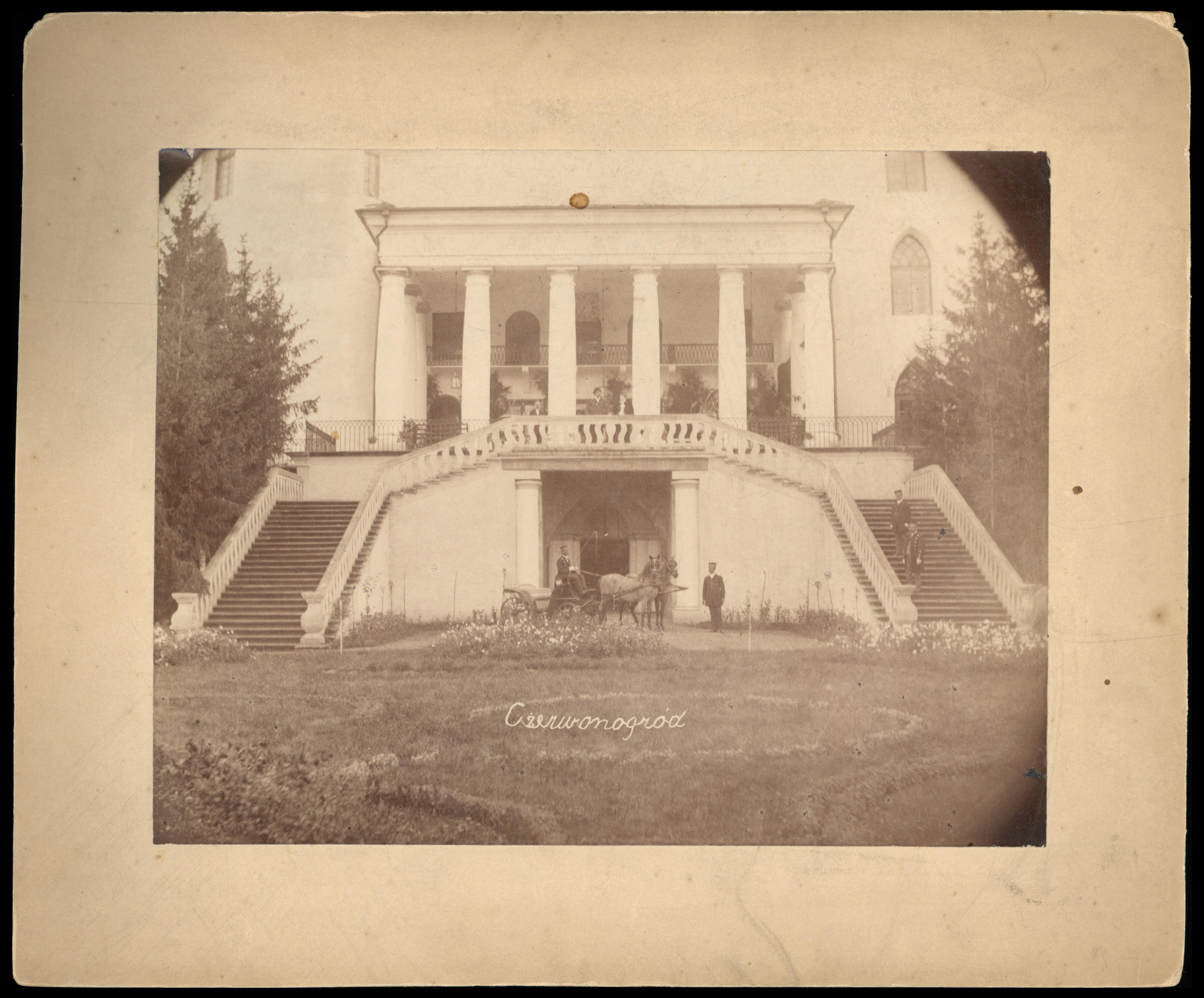 Червоногородський замок, фото 1875 року (Джерело: polona.pl)