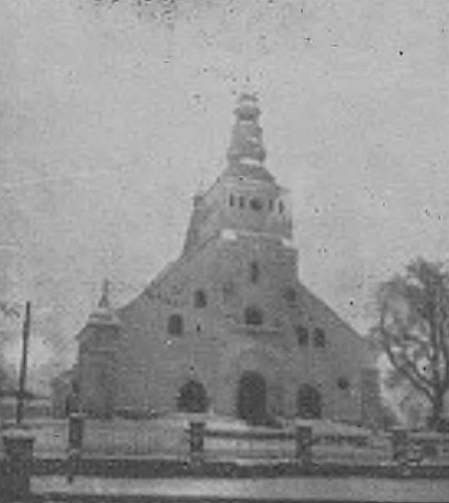 Костелу до 1939 року (Джерело: commons.wikimedia.org)
