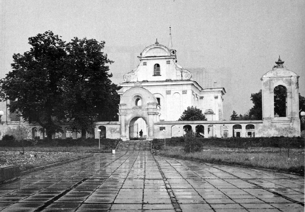 Стан костелу на 1988 рік