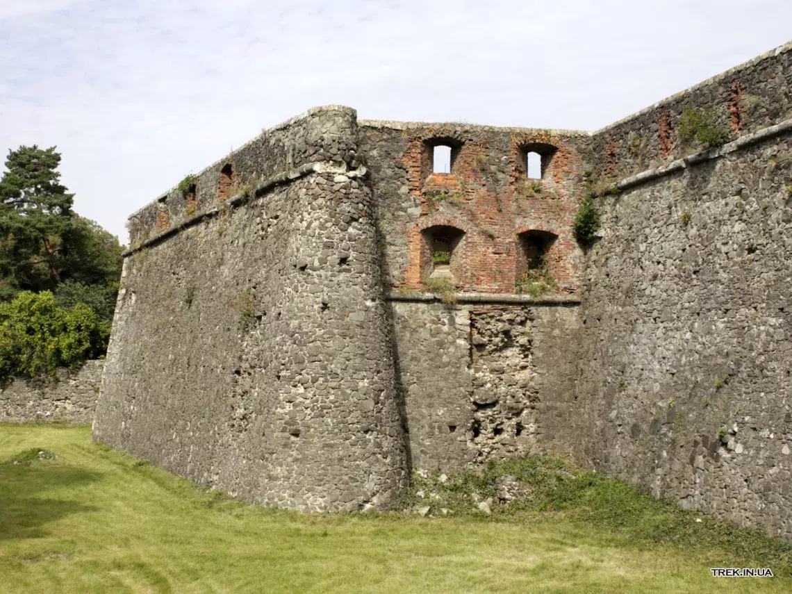 Ужгородський замок - фото 2011 року