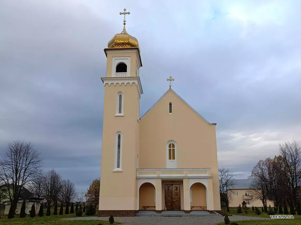 церква Матері Божої Неустанної Допомоги