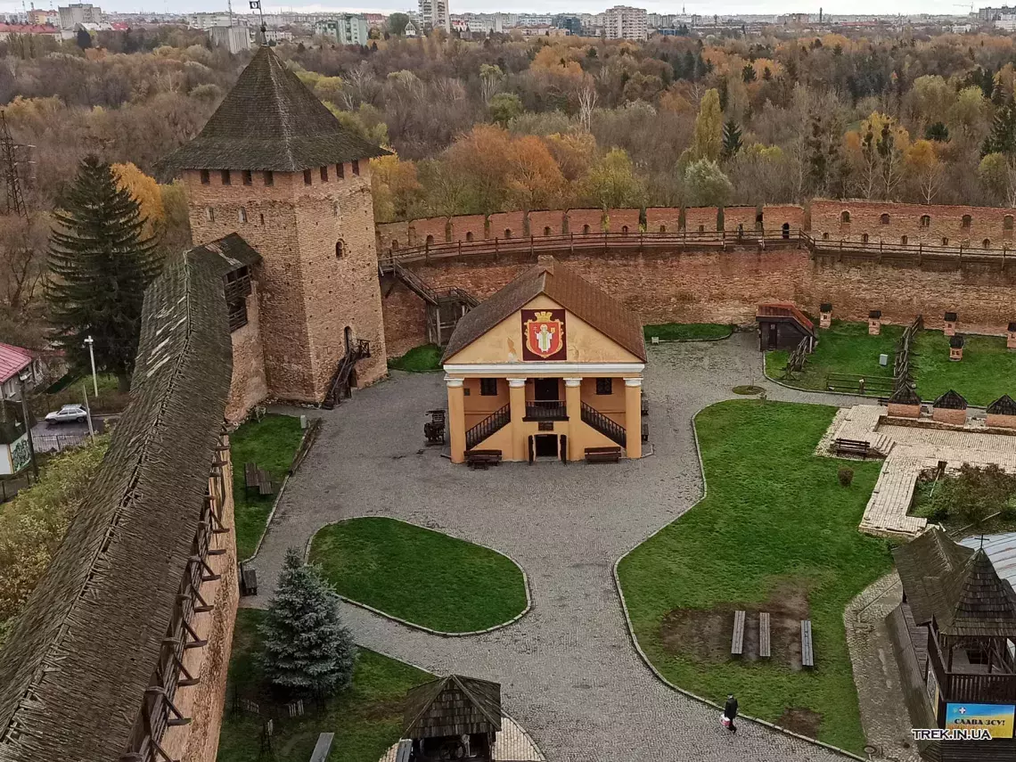 музей книги та друкарства (Луцький замок)