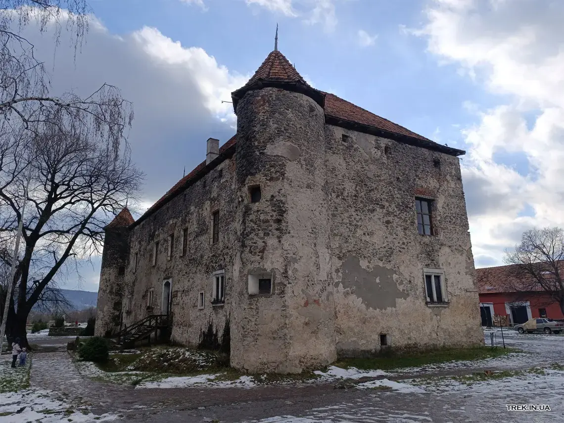 Чинадіївський замок