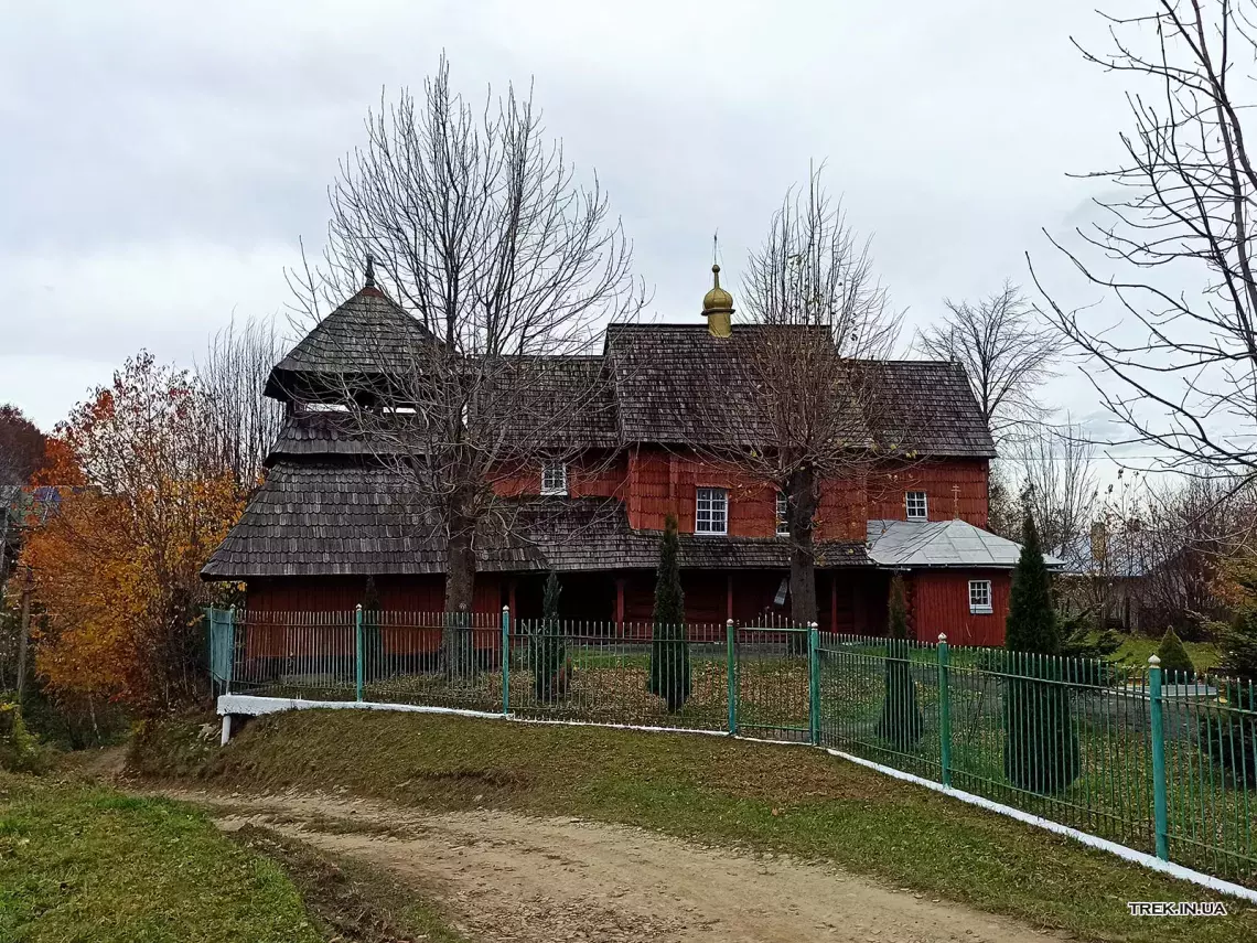 Дерев’яна церква села Попелі