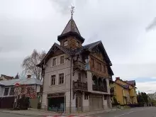 Вілла по вулиці Роксолани, 9