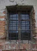 Вікна з кованними решітками (2025 рік)