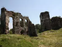 Бучацький замок, руїни замкового палацу, 2014