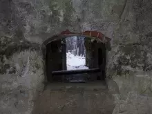 Вентиляційний хід у крипту